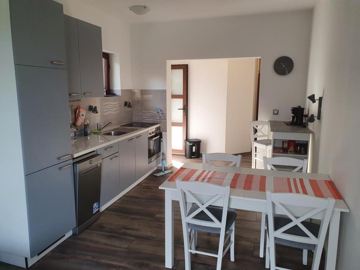Apartman Vida Ičići Buitenkant foto